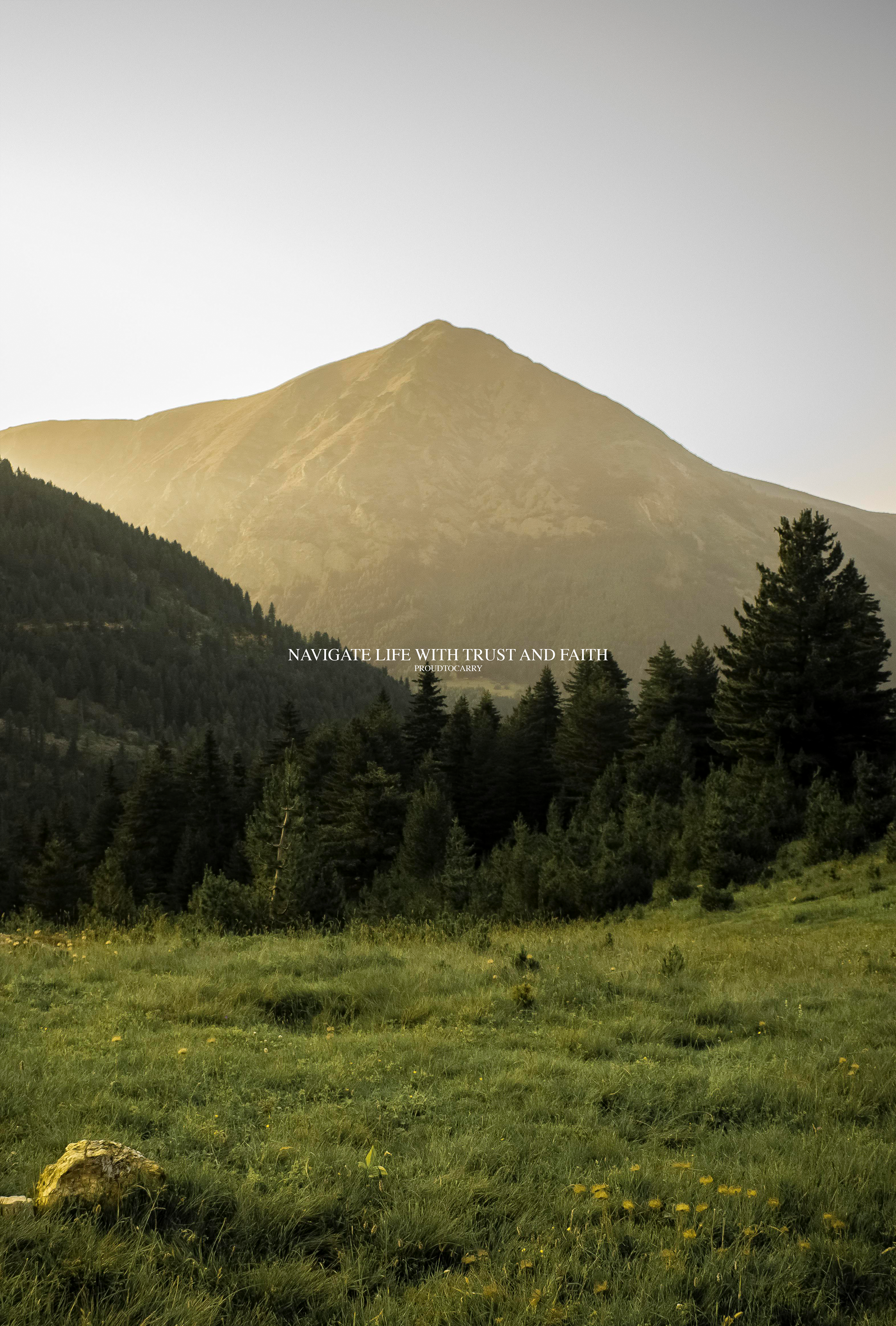 PTC auf Acrylglas - "NAVIGATE LIFE WITH TRUST AND FAITH"